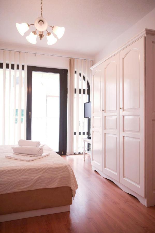 House Bilic Appartement Baška Voda Buitenkant foto